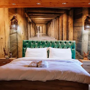 Hotel Keshtjella Xhabeqos